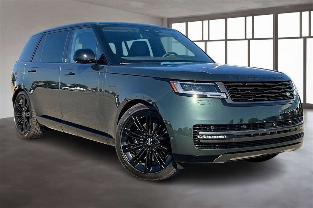 New 2025 Land Rover Range Rover Long Wheelbase SE image 2