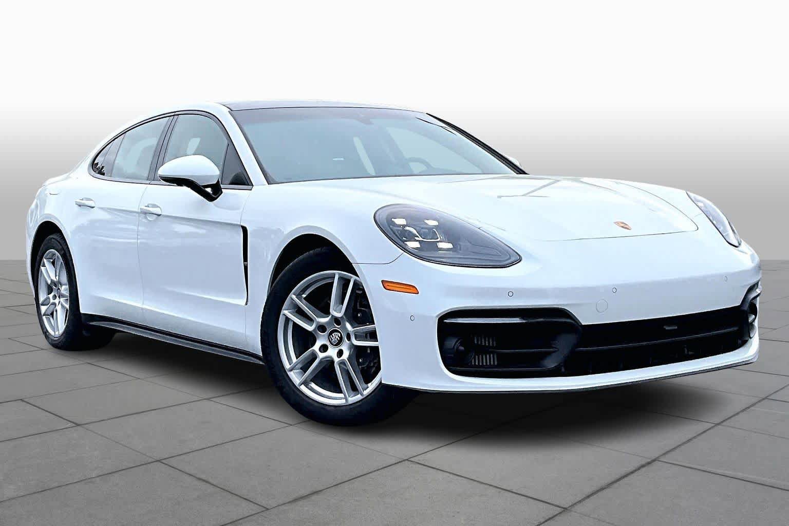 Used 2023 Porsche Panamera image 3