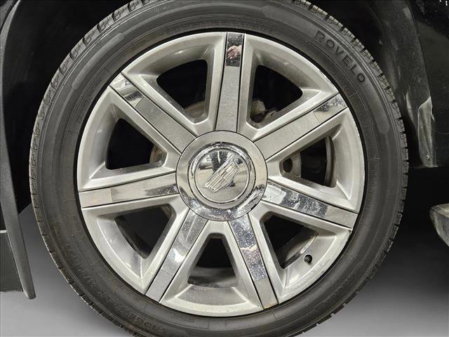Used 2018 Cadillac Escalade Premium Luxury image 21