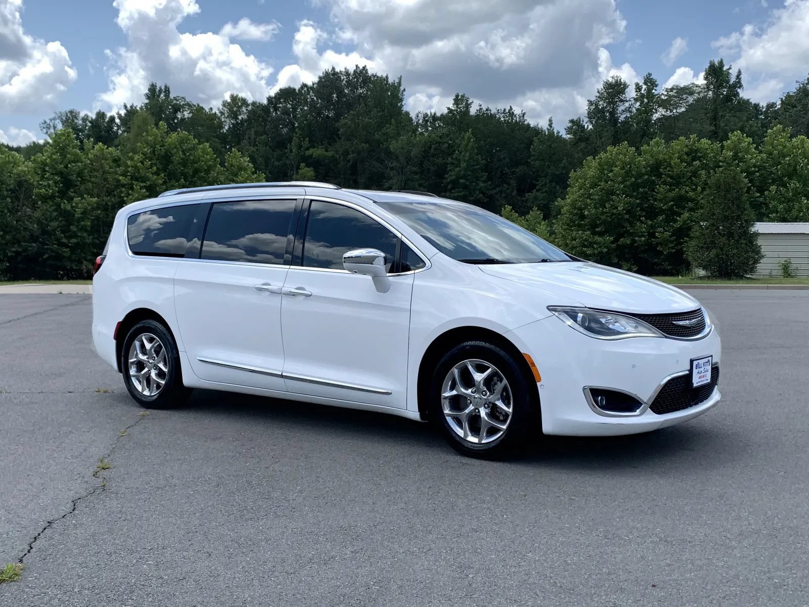 Used 2017 Chrysler Pacifica Limited w/ Advanced Safetytec Group FWD video 1