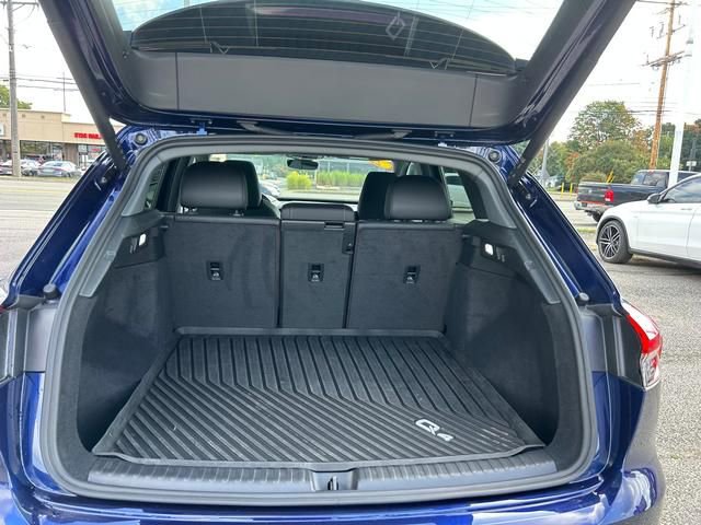 Used 2022 Audi Q4 e-tron Premium Plus w/ Premium Plus image 26