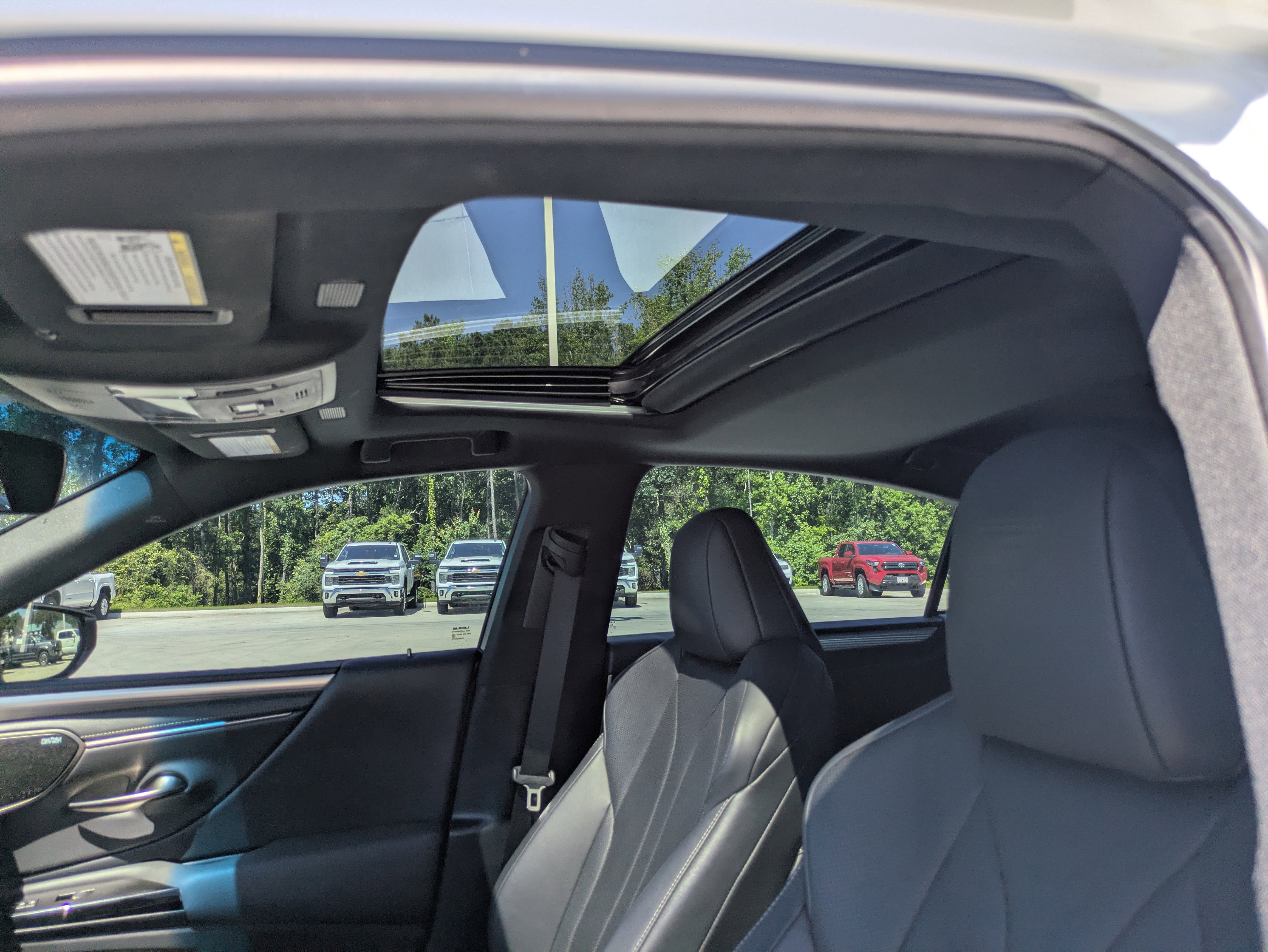 Used 2022 Lexus ES 350 F Sport FWD image 12
