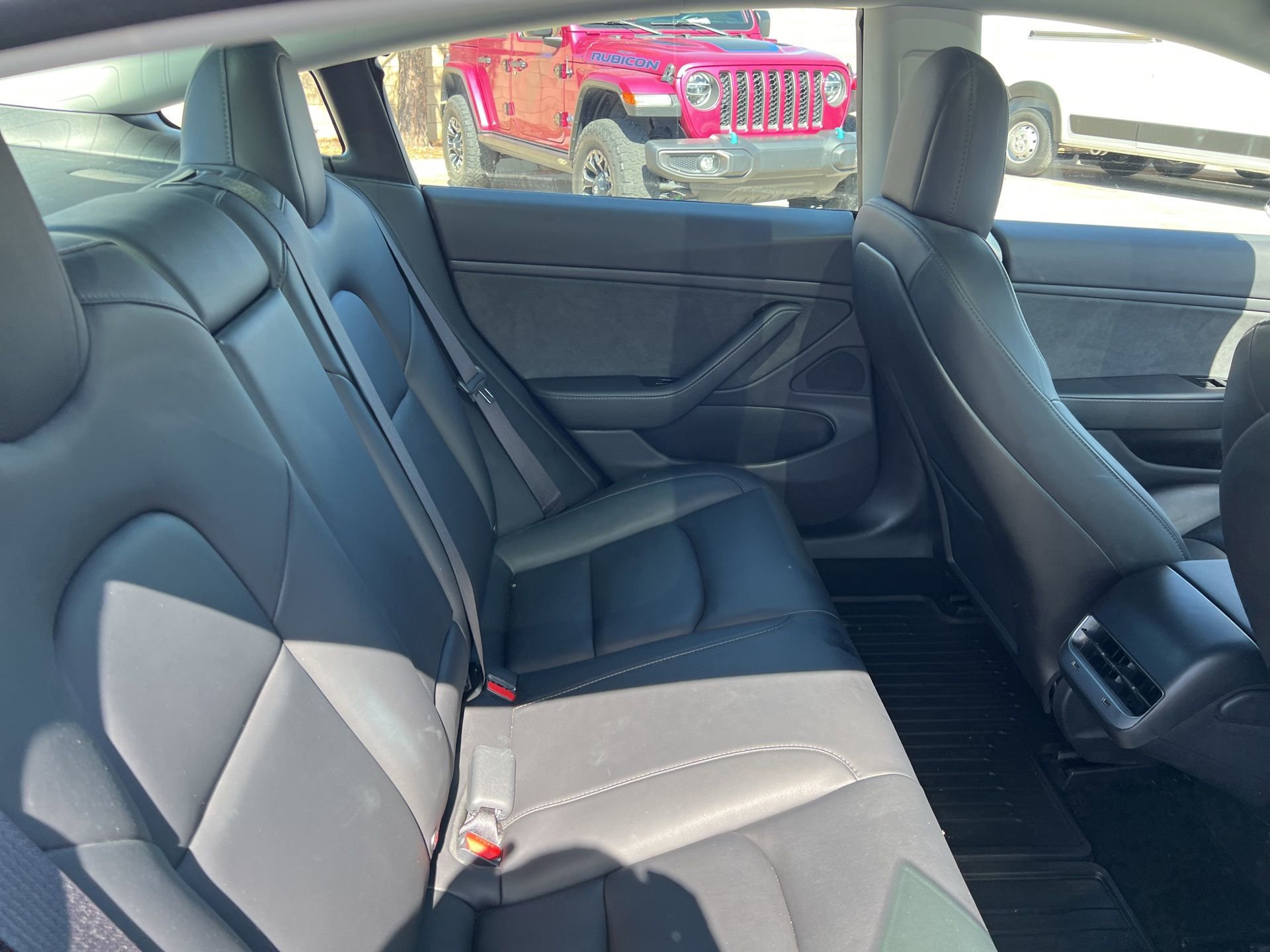 Used 2019 Tesla Model 3 Standard Range Plus RWD image 16