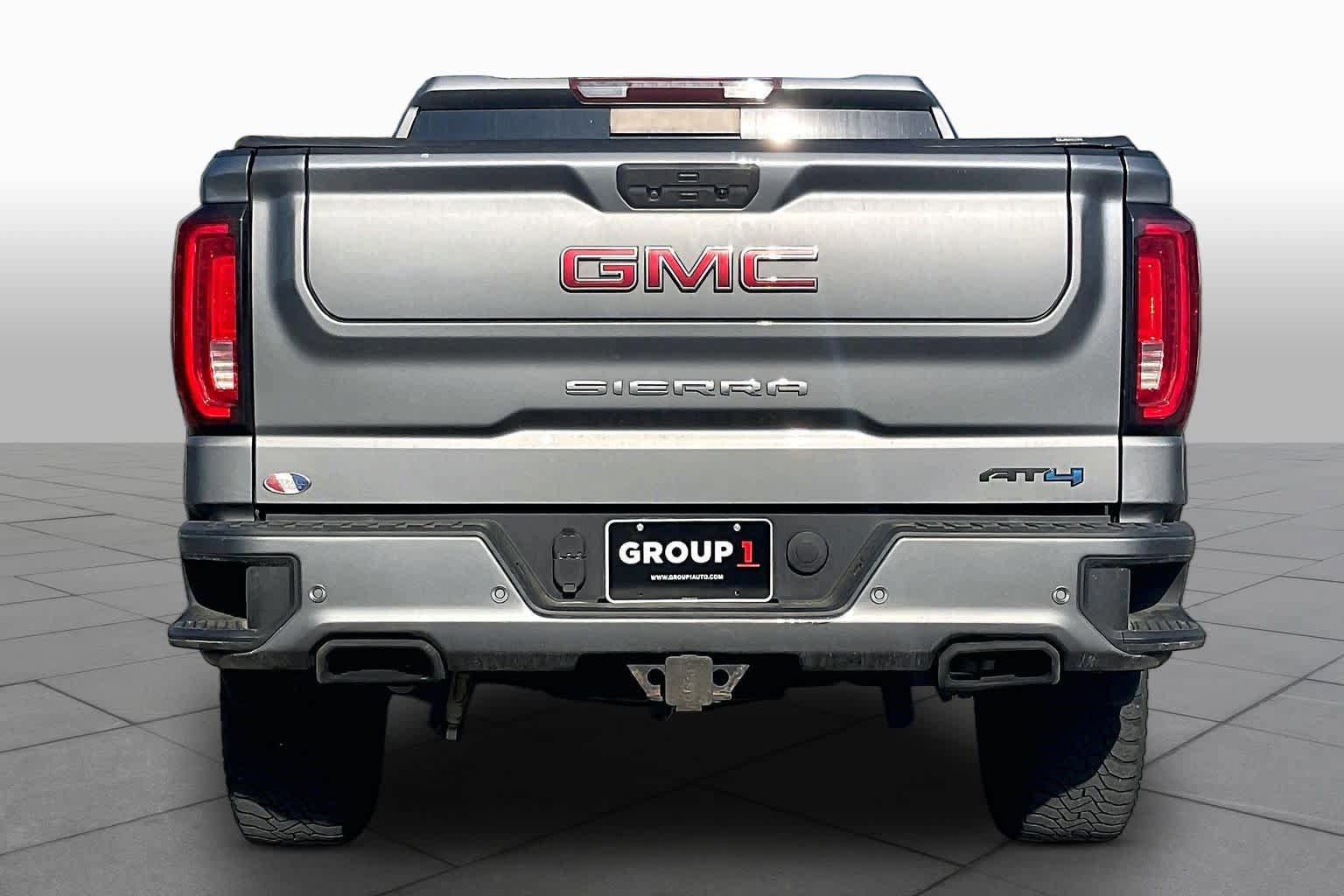 Used 2020 GMC Sierra 1500 AT4 w/ Off-Road Performance Package AWD/4WD image 4