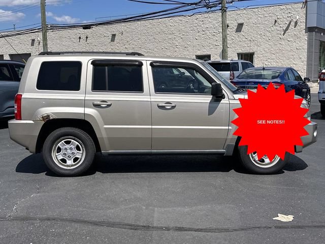 Used 2010 Jeep Patriot Sport FWD image 2