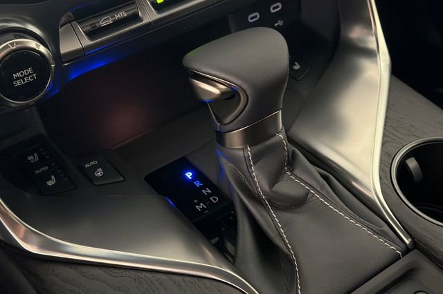 New 2026 Lexus LX 600 4WD w/ Luxury Package image 21