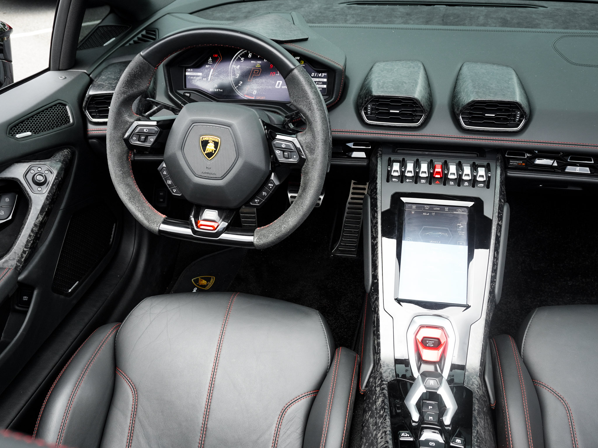 Used 2022 Lamborghini Huracan EVO AWD/4WD image 36