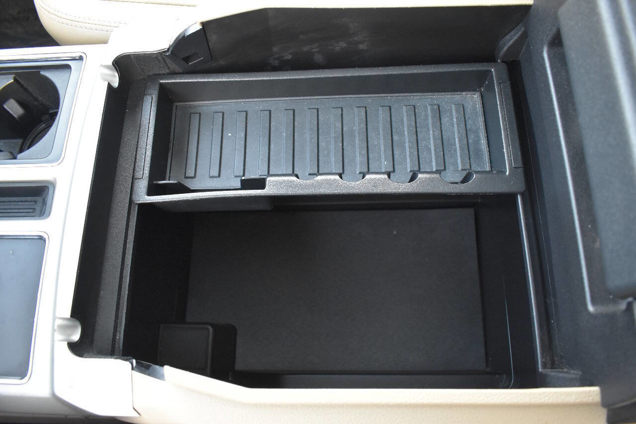 Used 2017 Ford F150 Lariat w/ Equipment Group 501A Mid image 30