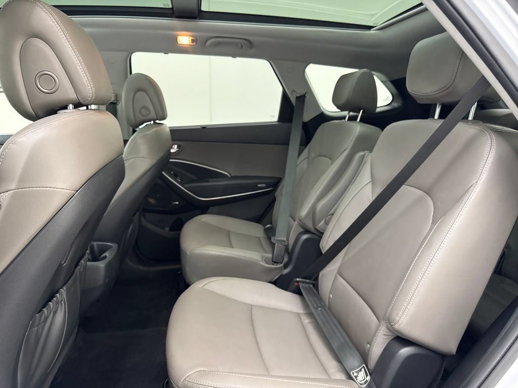 Used 2019 Hyundai Santa Fe XL AWD/4WD image 26