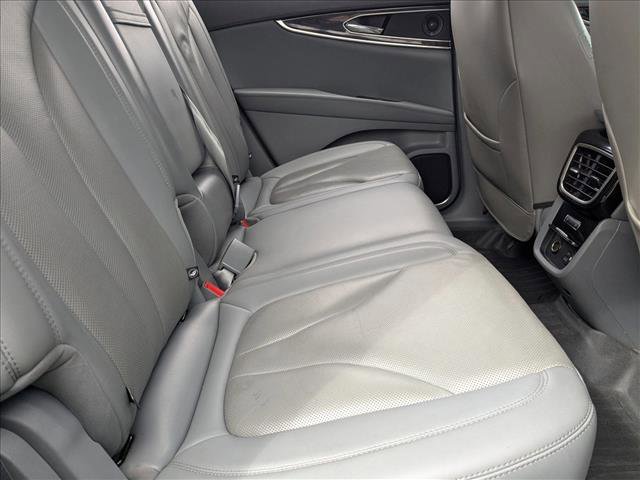 Used 2021 Lincoln Nautilus Reserve image 18