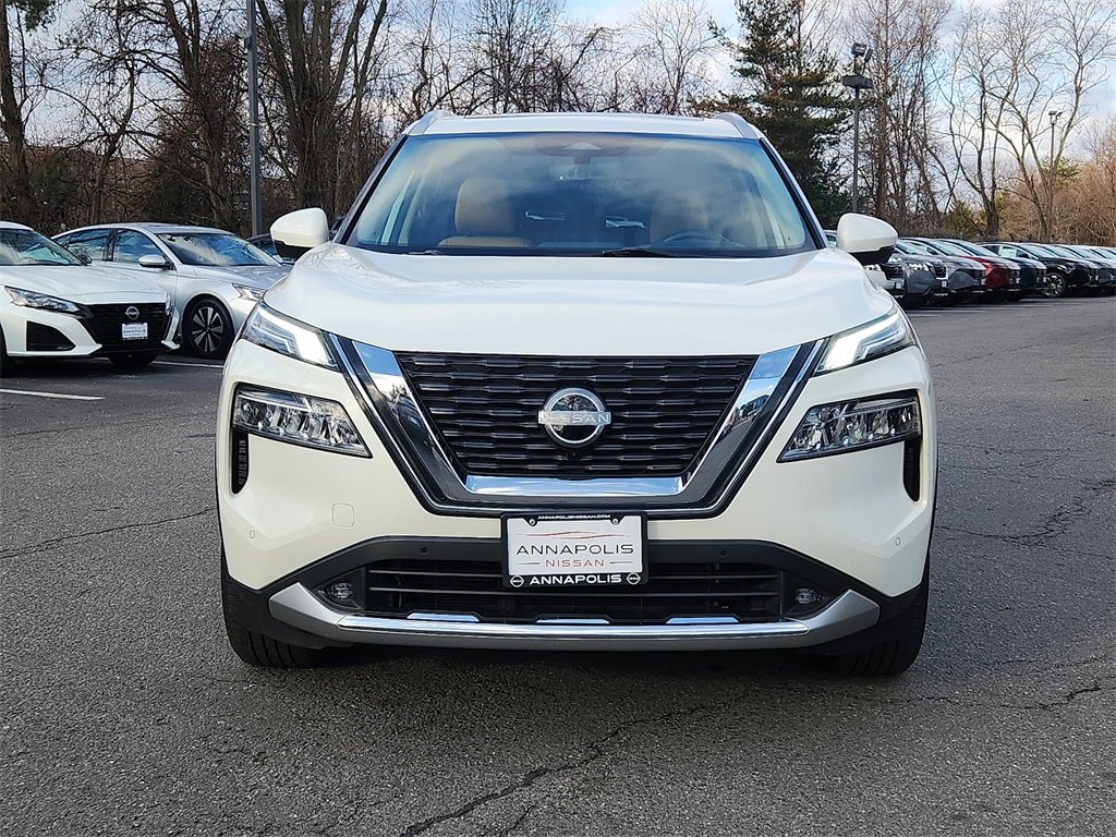 Certified 2022 Nissan Rogue Platinum w/ Head-Up Display Package image 2