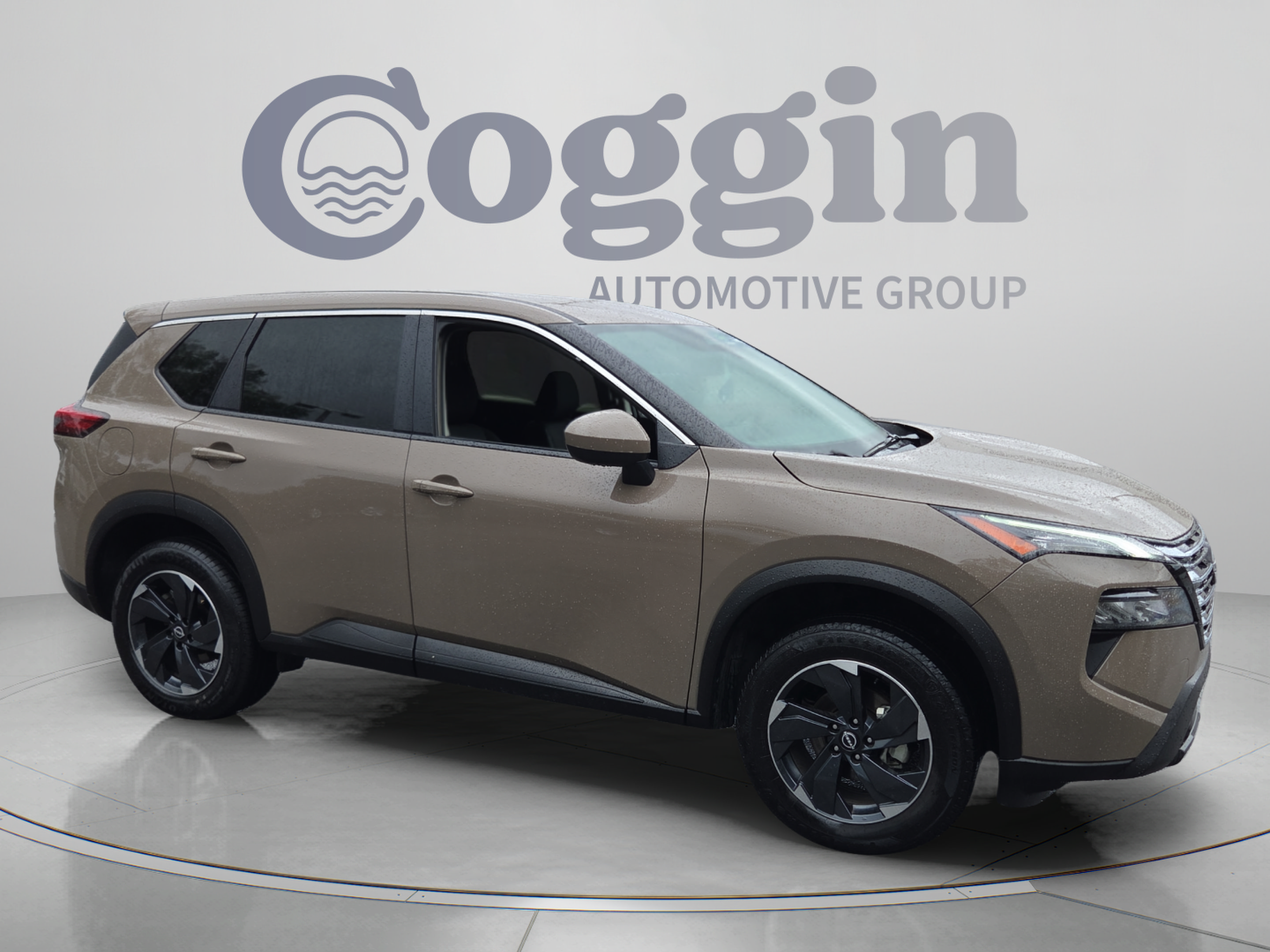 Used 2025 Nissan Rogue SV FWD image 7