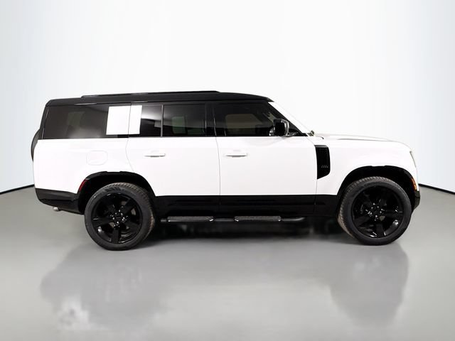 New 2026 Land Rover Defender 130 V8 AWD/4WD image 4