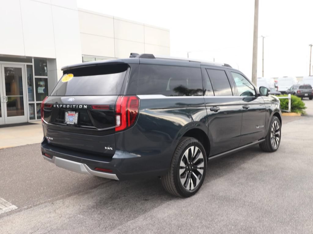 New 2026 Ford Expedition Max Platinum w/ Driver's Package AWD/4WD image 16