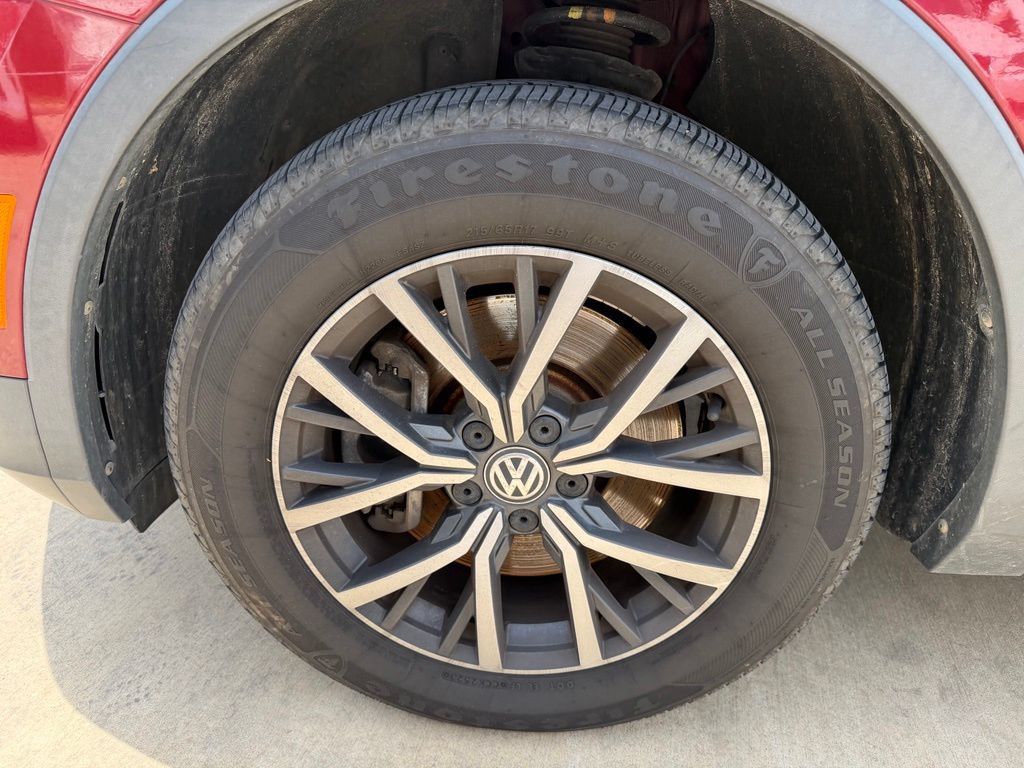 Used 2019 Volkswagen Tiguan SE FWD image 6