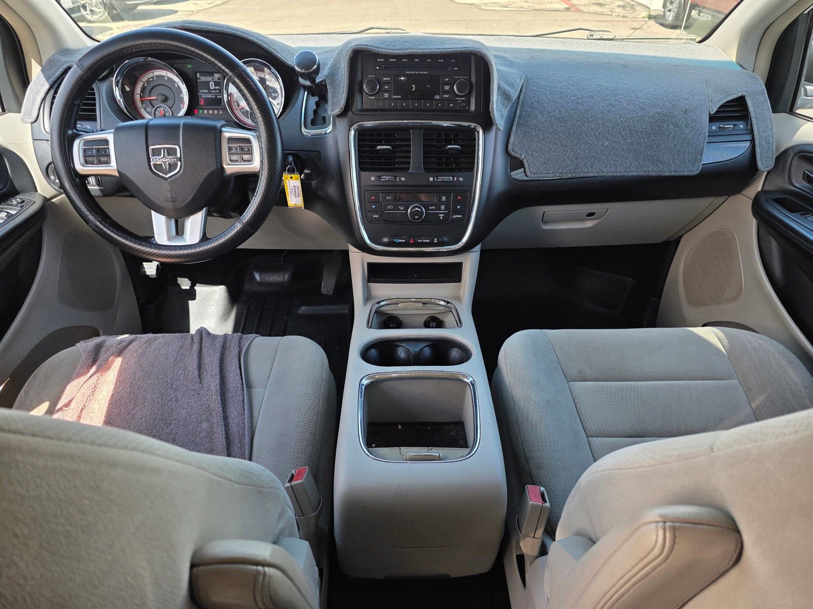 Used 2012 Dodge Grand Caravan Crew FWD image 13