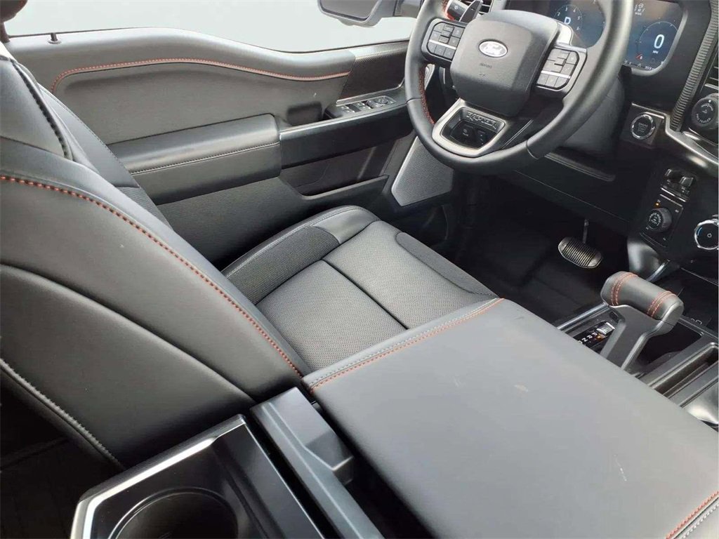 Used 2025 Ford F150 Raptor image 9