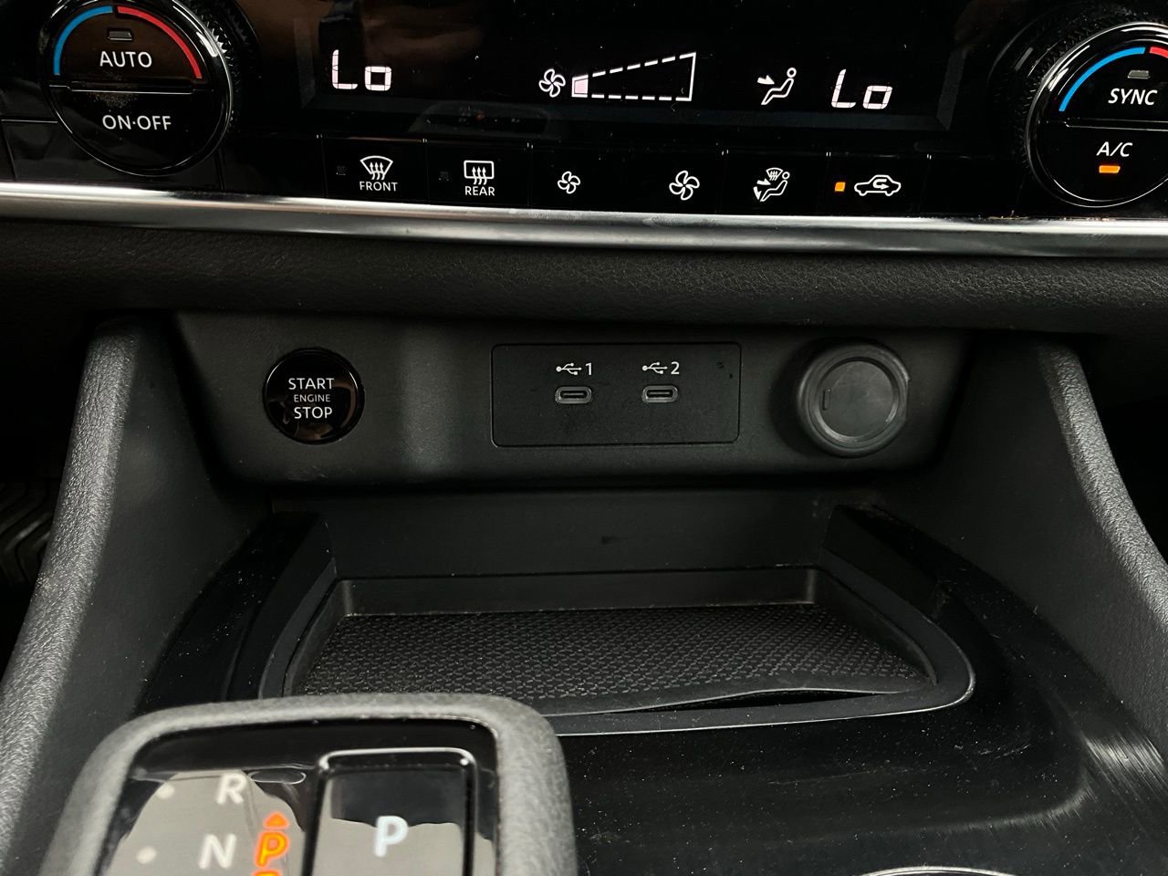 Used 2025 Nissan Rogue SV image 25