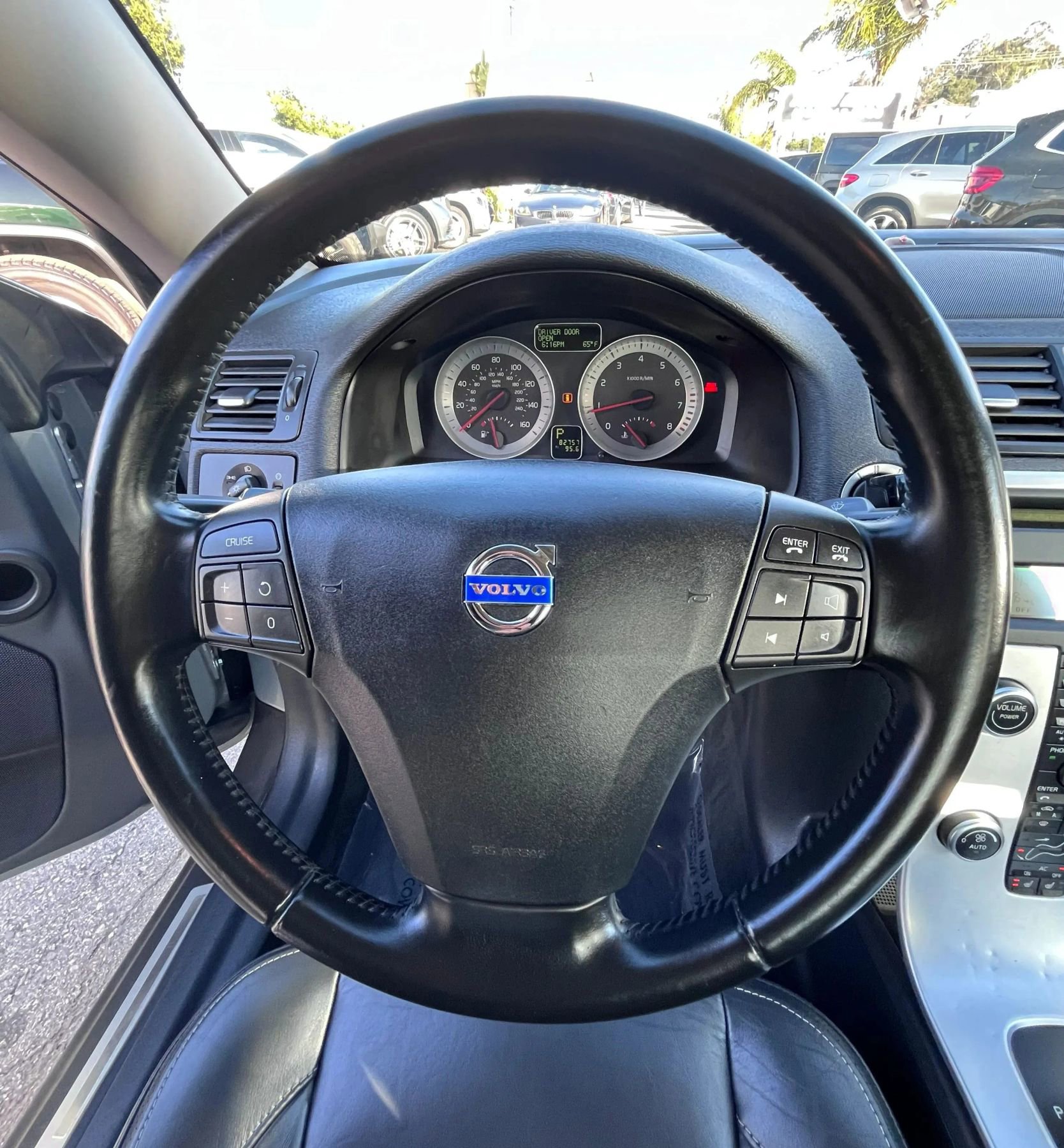 Used 2011 Volvo C70 T5 FWD image 13