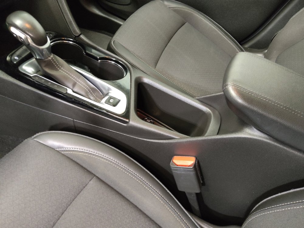 Used 2021 Buick Encore GX Select w/ Sport Touring Package image 26