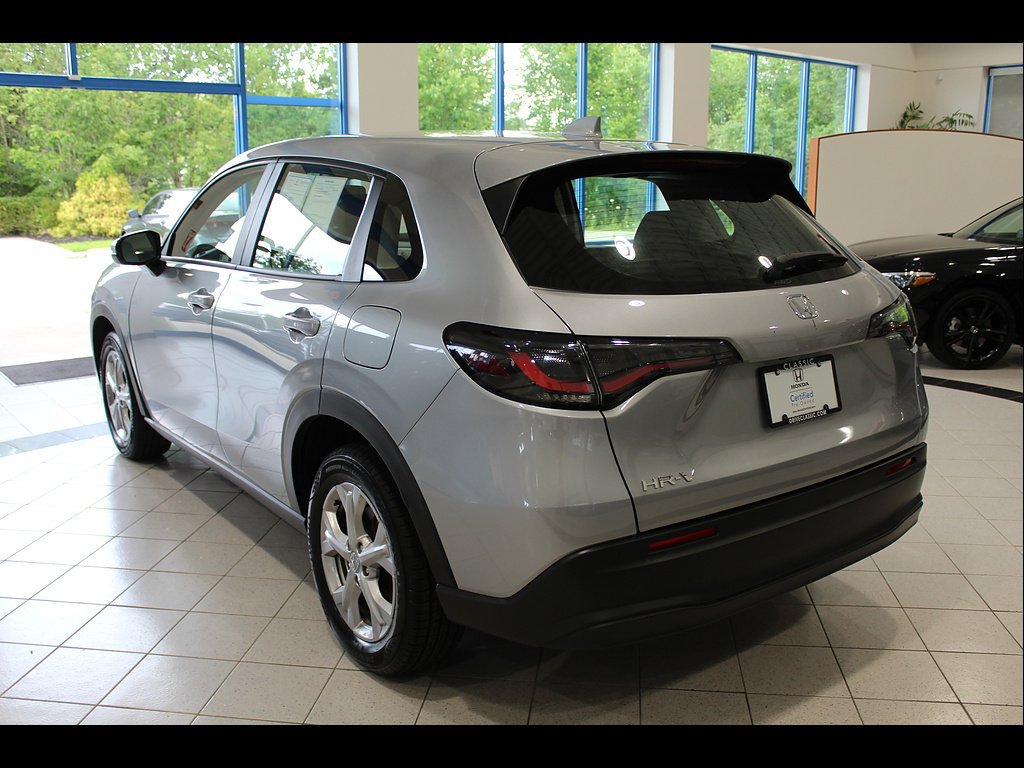 Certified 2023 Honda HR-V LX image 7