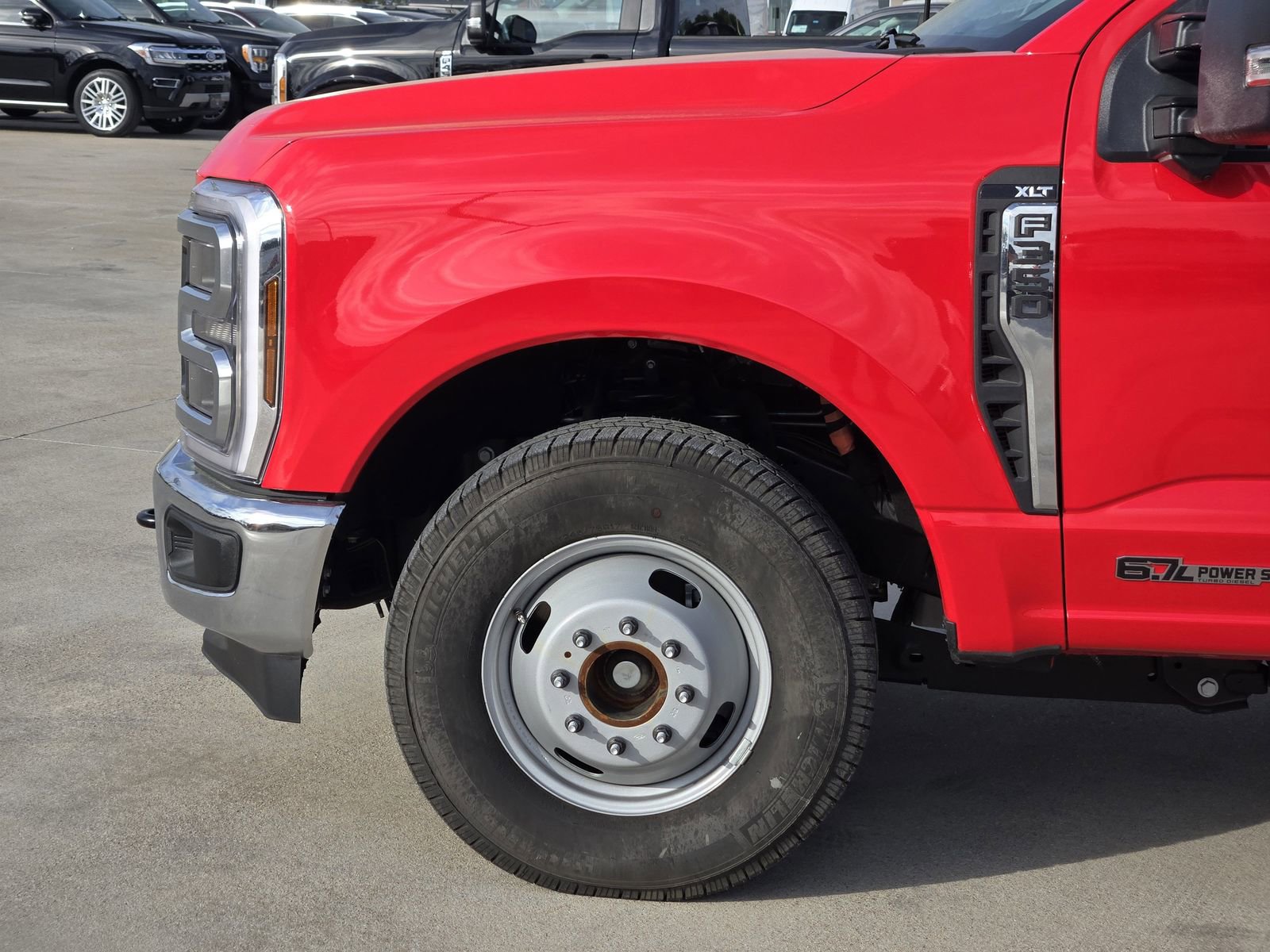 New 2026 Ford F350 XLT w/ XLT Premium Package image 9