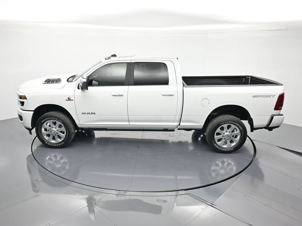 New 2026 RAM 2500 Laramie AWD/4WD image 37