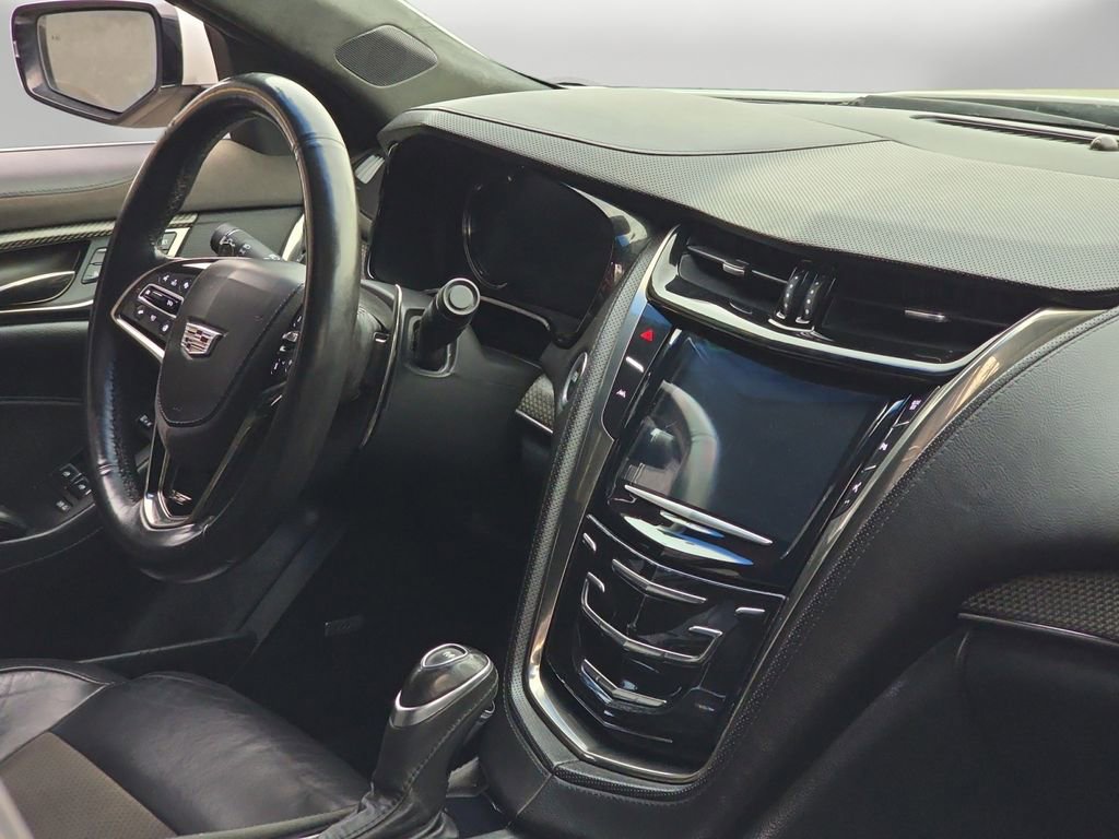 Used 2017 Cadillac CTS V w/ Luxury Package image 10