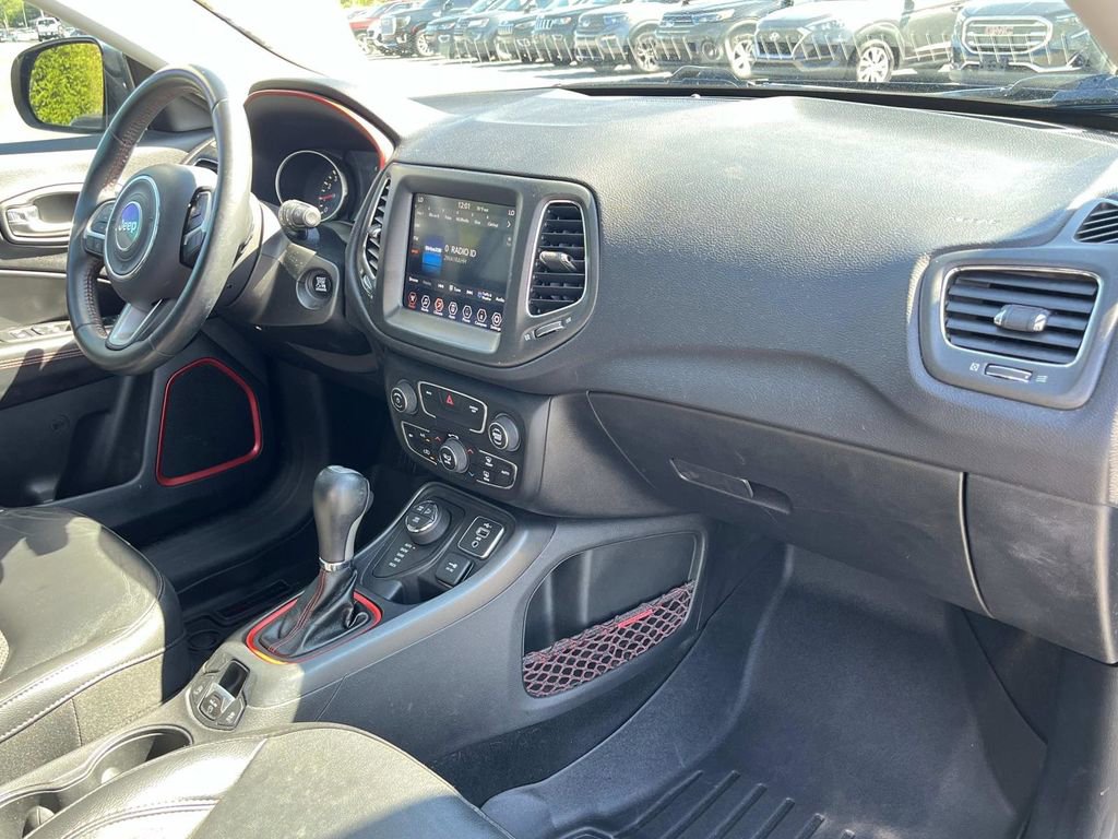 Used 2019 Jeep Compass Trailhawk image 23