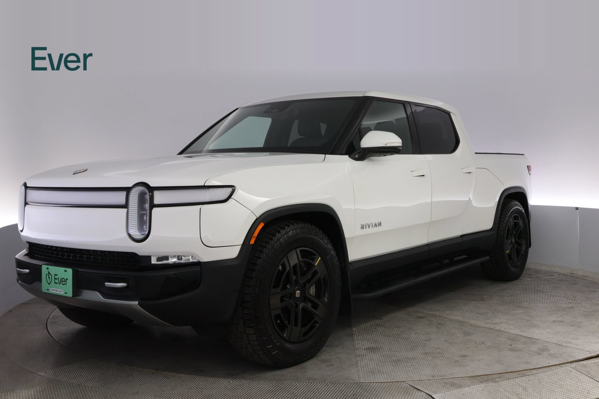 Used 2023 Rivian R1T Adventure Dual AWD/4WD image 2