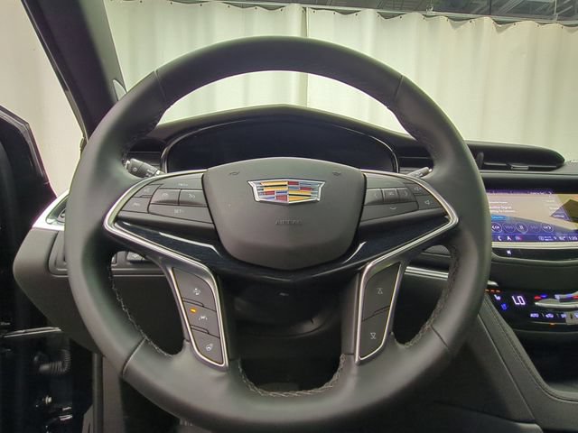 Used 2026 Cadillac XT5 Premium Luxury w/ Driver Assist Package AWD/4WD image 10