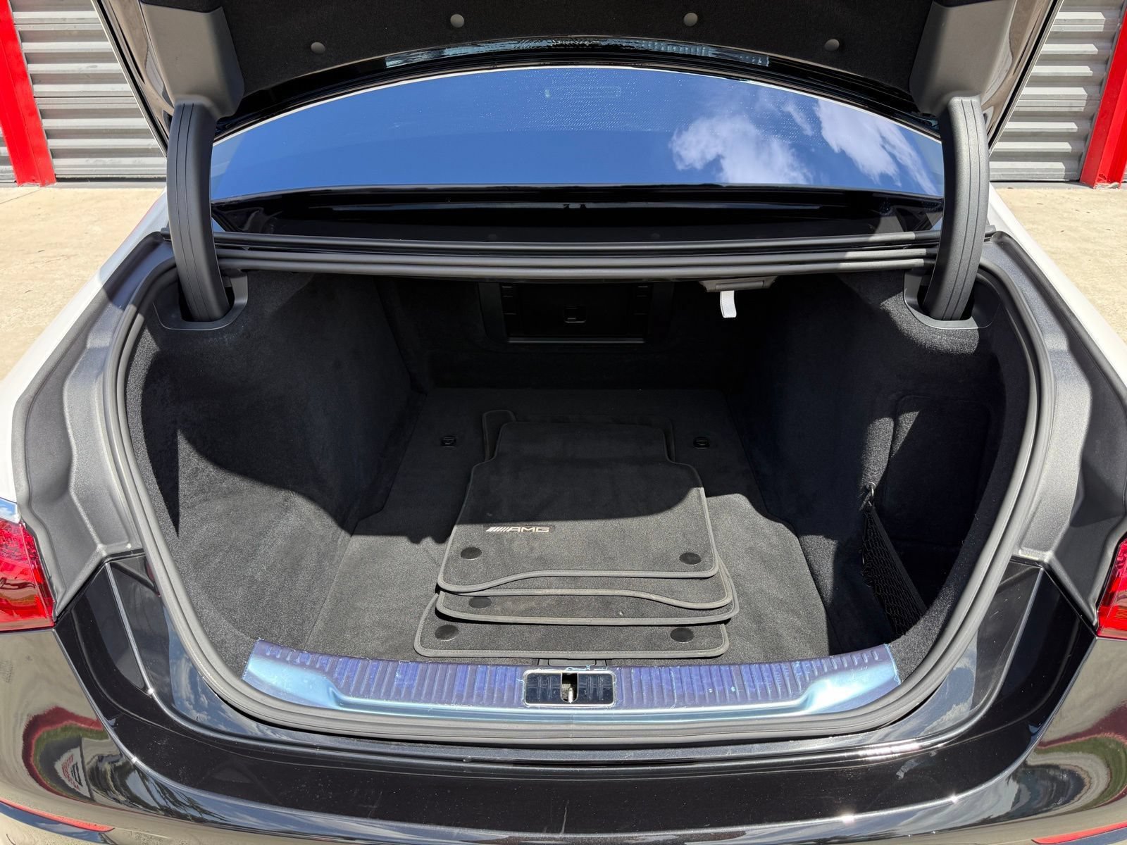 Used 2024 Mercedes-Benz S 580 4MATIC Sedan w/ AMG Line image 20