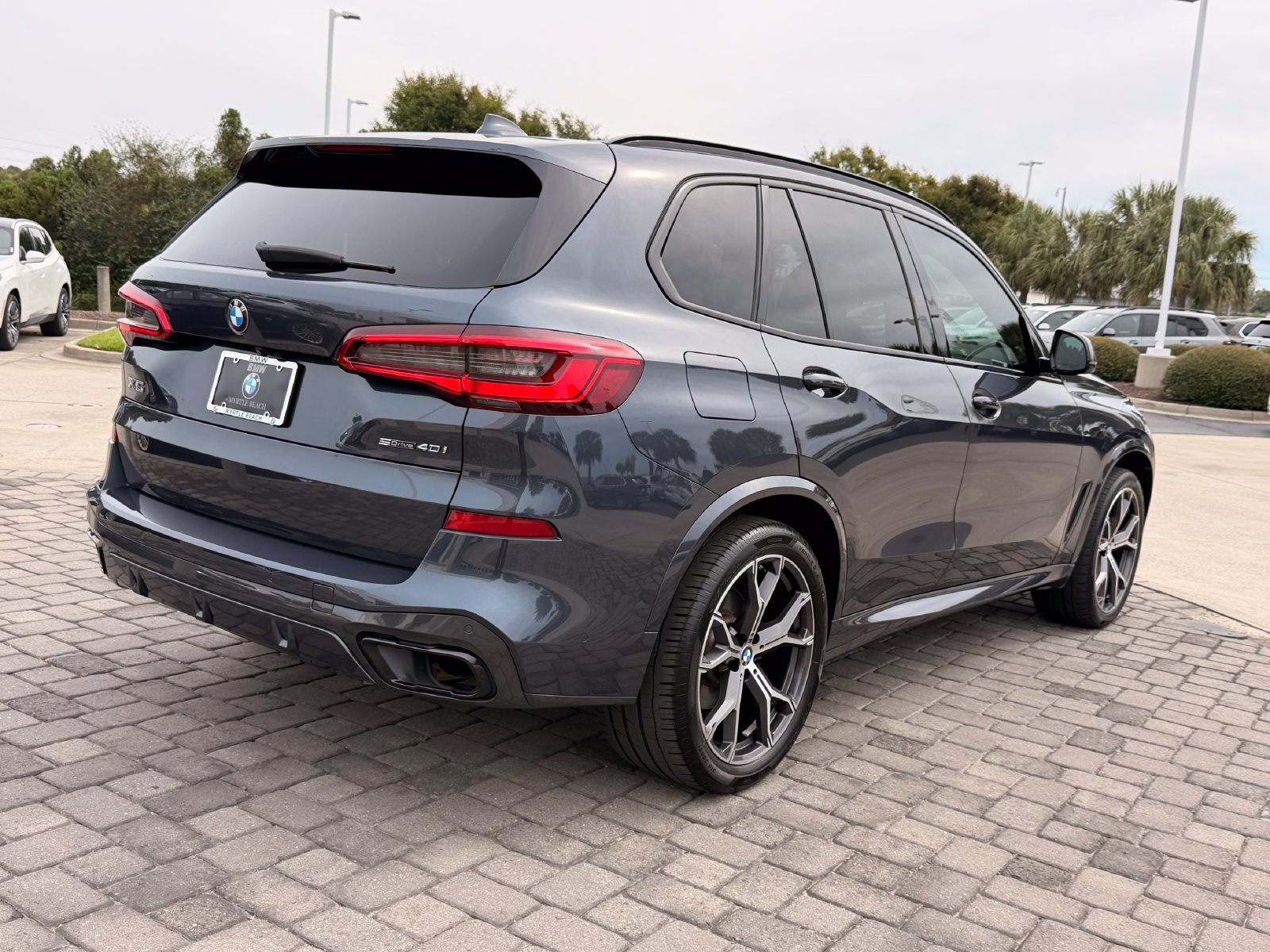 Used 2020 BMW X5 sDrive40i w/ M Sport Package RWD image 9