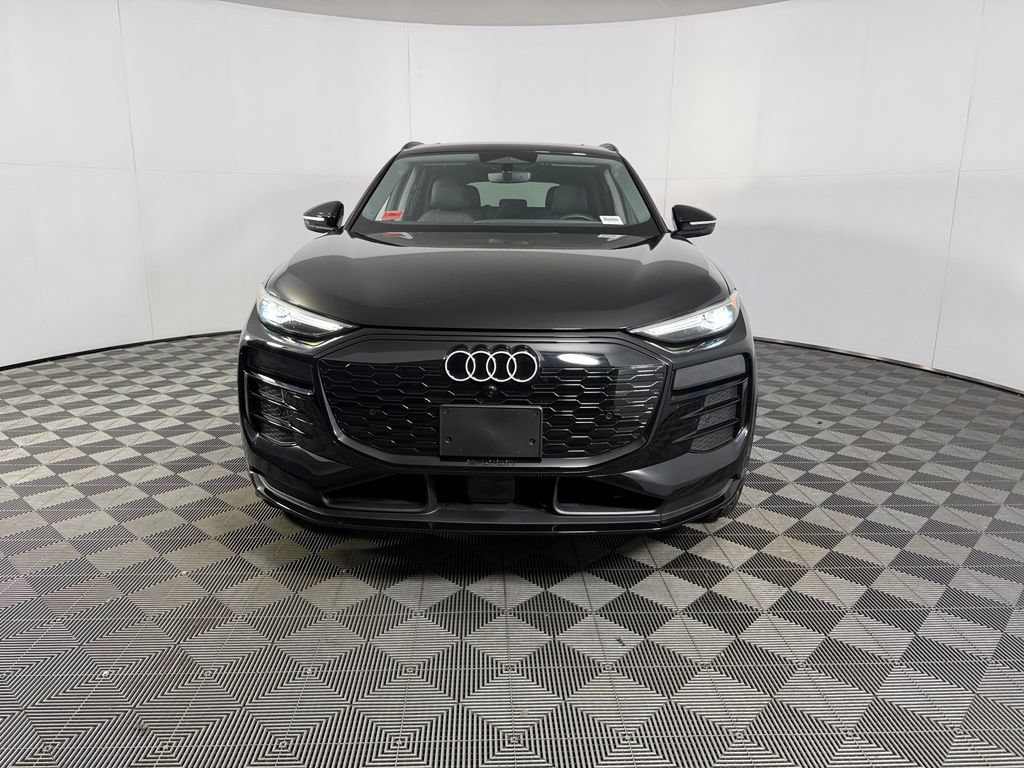Used 2025 Audi Q6 e-tron Premium w/ Convenience Package AWD/4WD image 3