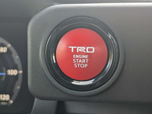 Used 2024 Toyota Tacoma TRD Off-Road AWD/4WD image 27
