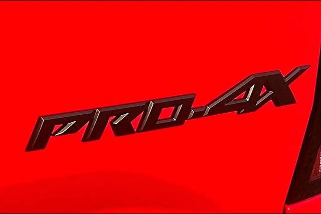 Used 2023 Nissan Frontier PRO-4X w/ Pro-4X Premium Package image 25