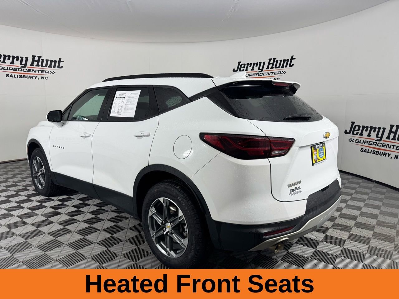 Used 2024 Chevrolet Blazer LT w/ Convenience Package image 9