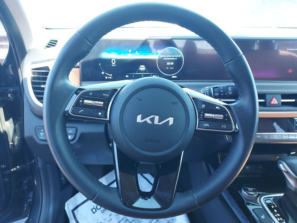 Used 2025 Kia Seltos EX w/ EX Sunroof Package image 20