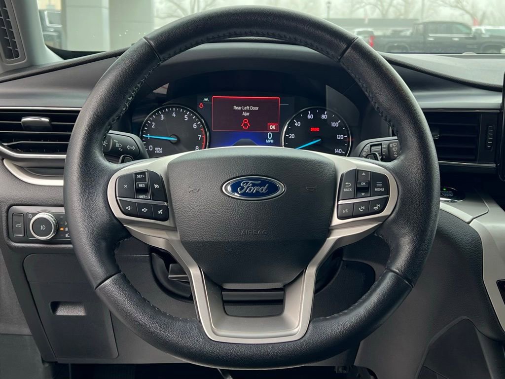 Used 2021 Ford Explorer XLT w/ Equipment Group 202A image 21