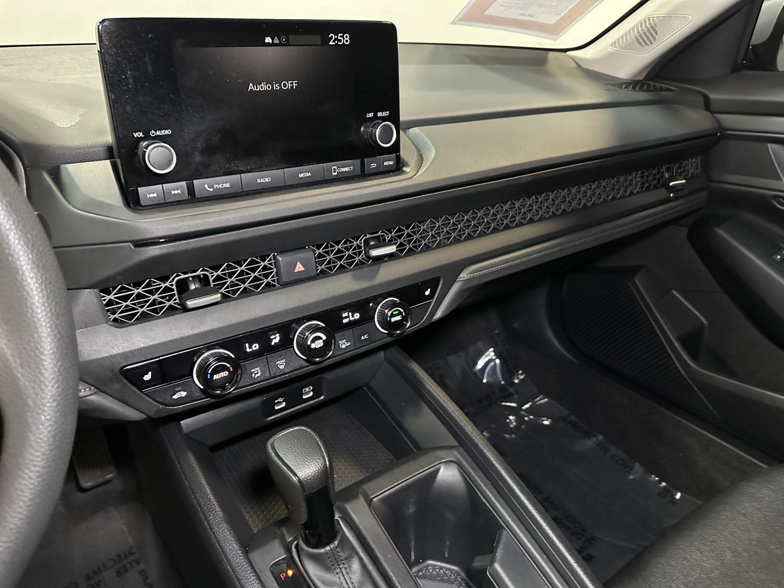 Used 2024 Honda Accord EX image 28