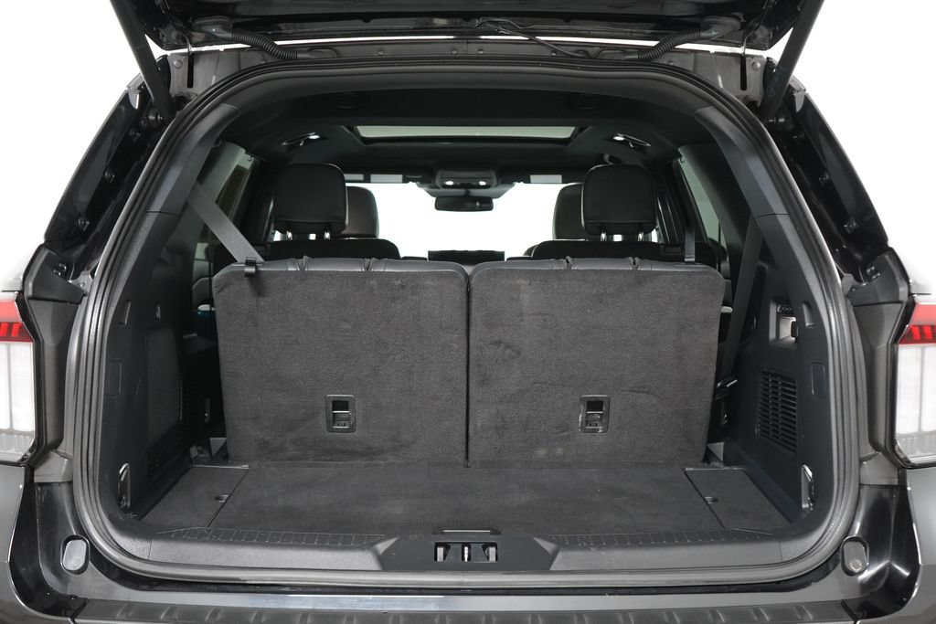 Certified 2025 Ford Explorer ST AWD/4WD image 22
