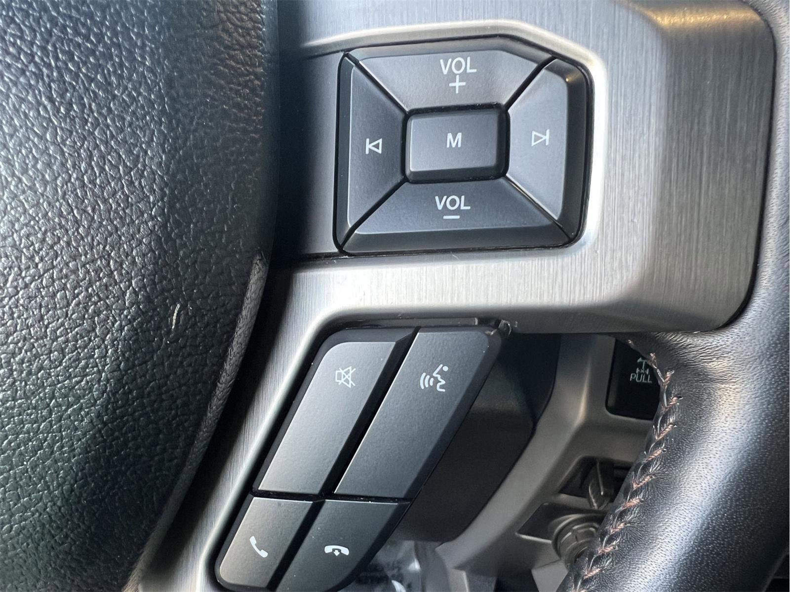 Used 2021 Ford F250 Platinum w/ FX4 Off-Road Package image 23