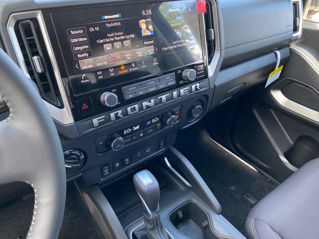 New 2026 Nissan Frontier SV w/ All-Weather Content Package AWD/4WD image 18