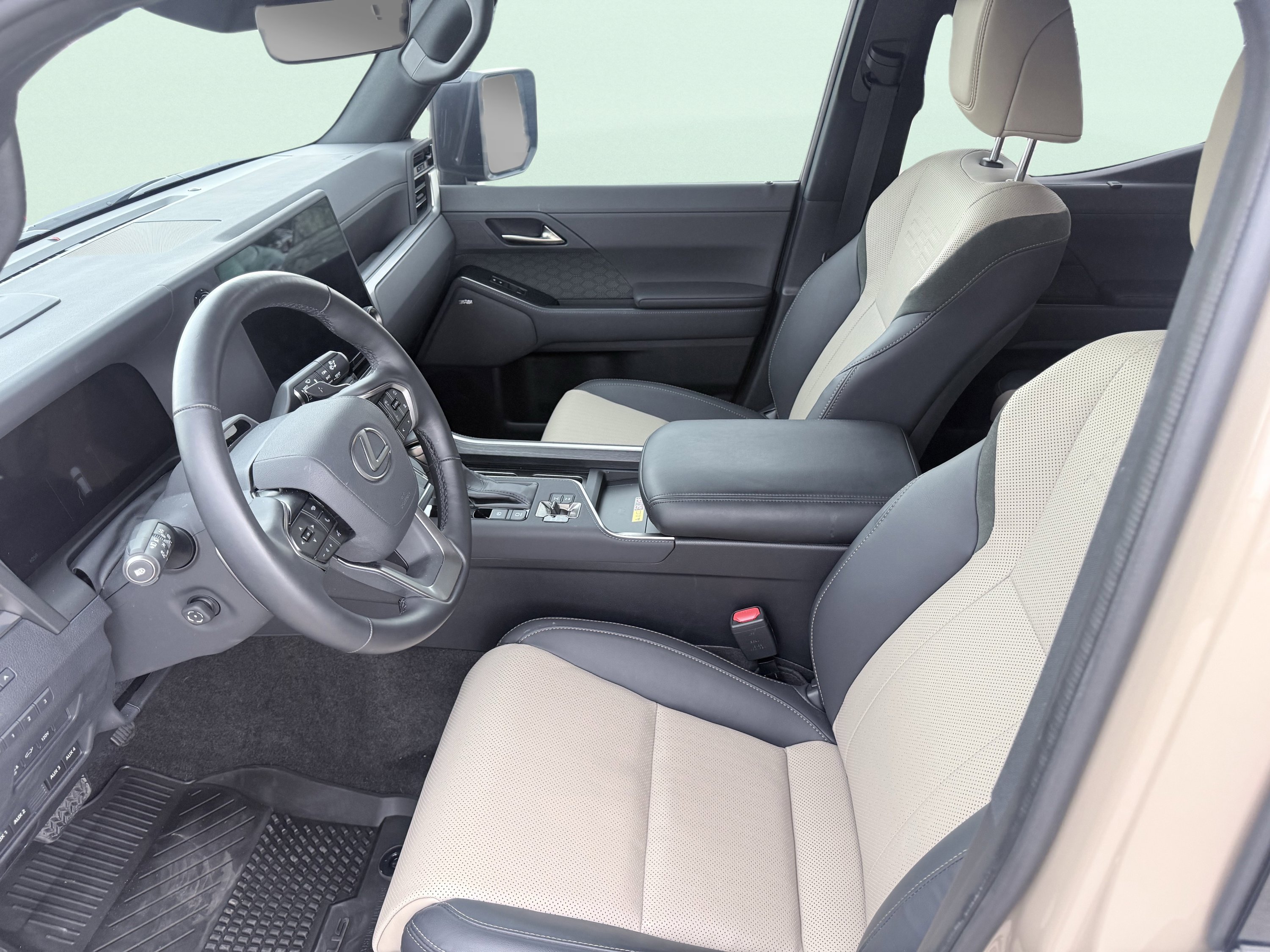 Used 2025 Lexus GX 550 image 35