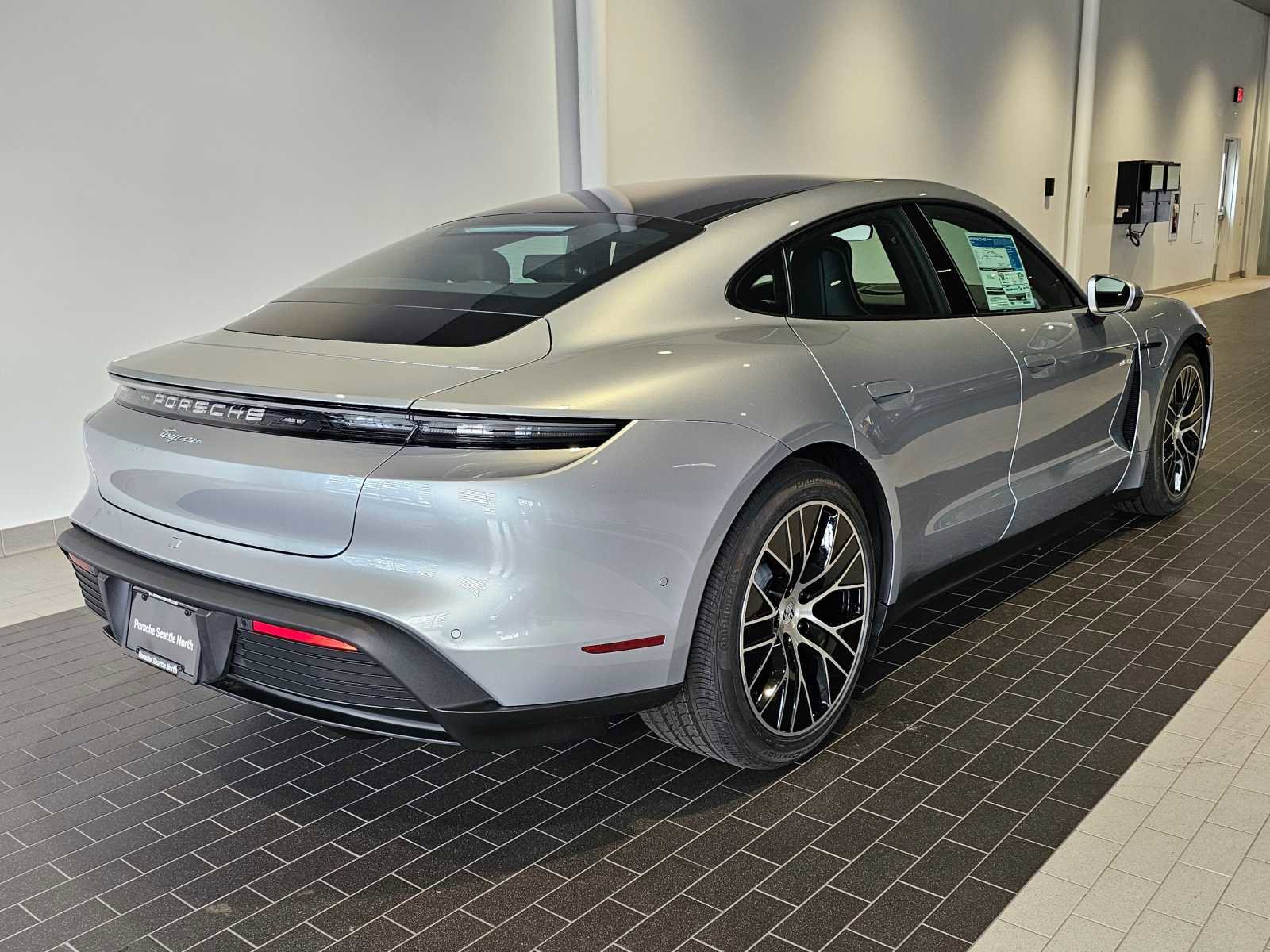 New 2025 Porsche Taycan image 7