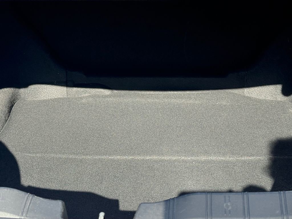 Used 2018 Chevrolet Camaro LT image 16