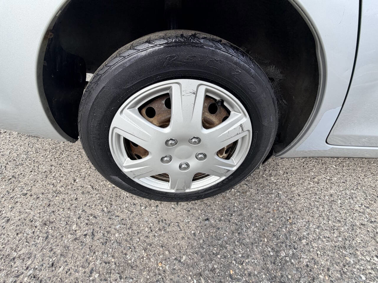 Used 2009 Toyota Yaris Sedan image 43