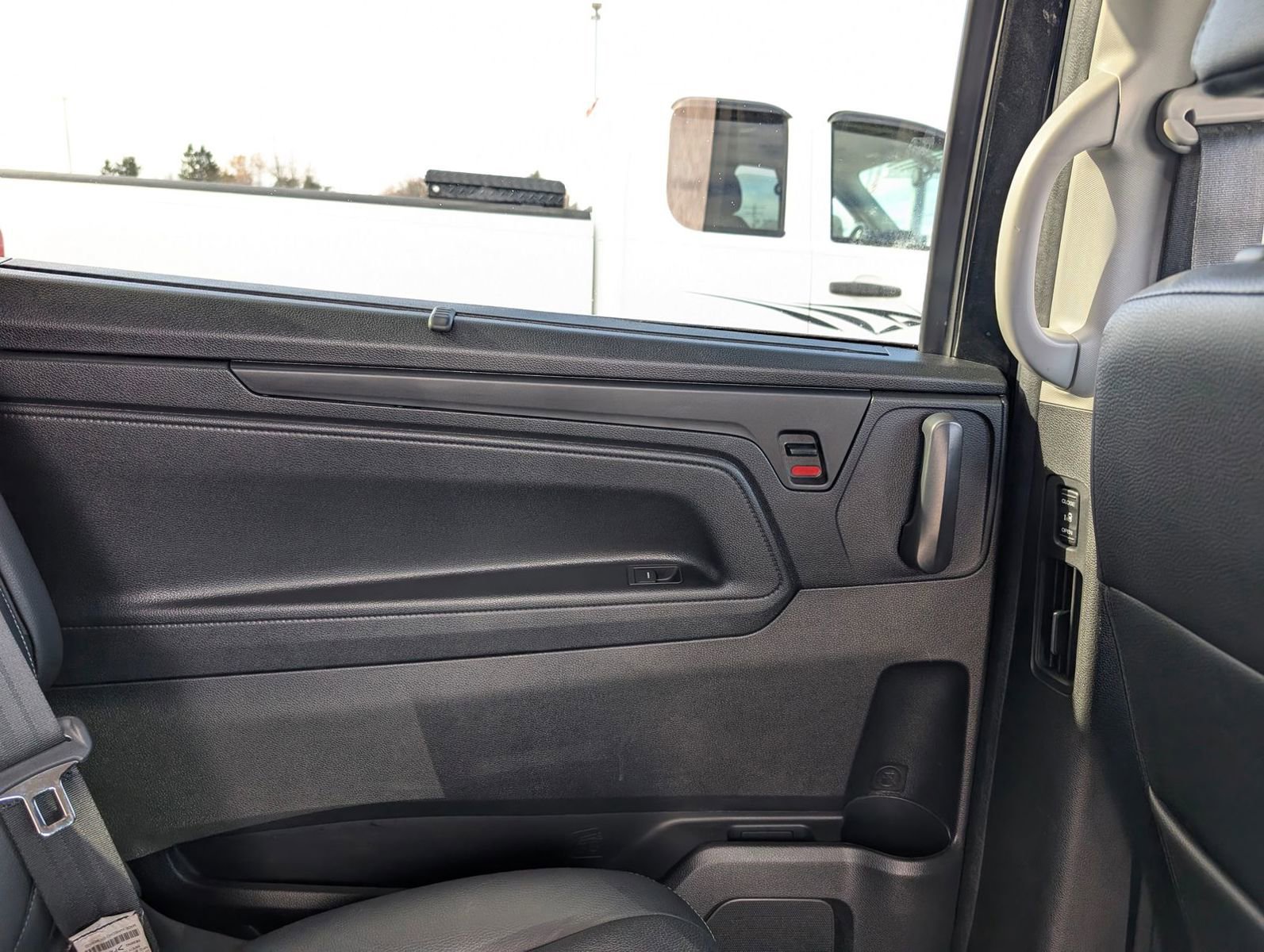 Used 2024 Honda Odyssey EX-L image 35