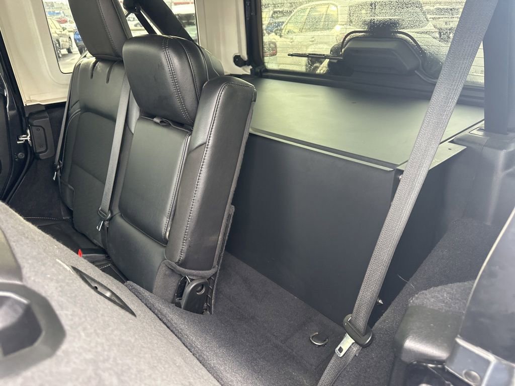 Used 2020 Jeep Wrangler Unlimited Sport image 25