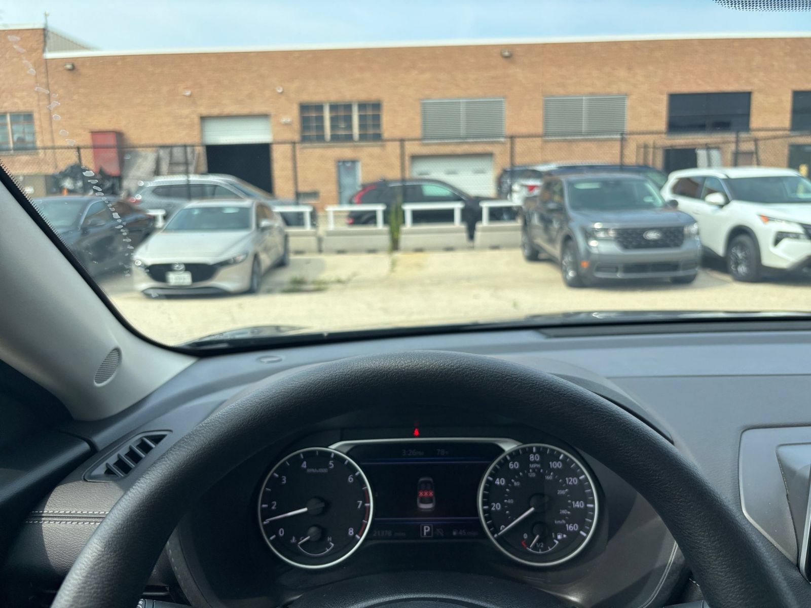 Used 2025 Nissan Sentra SV FWD image 31